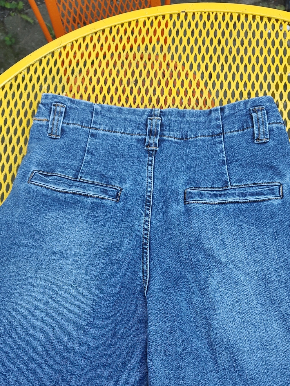 Jeans - Picture 6 of 6